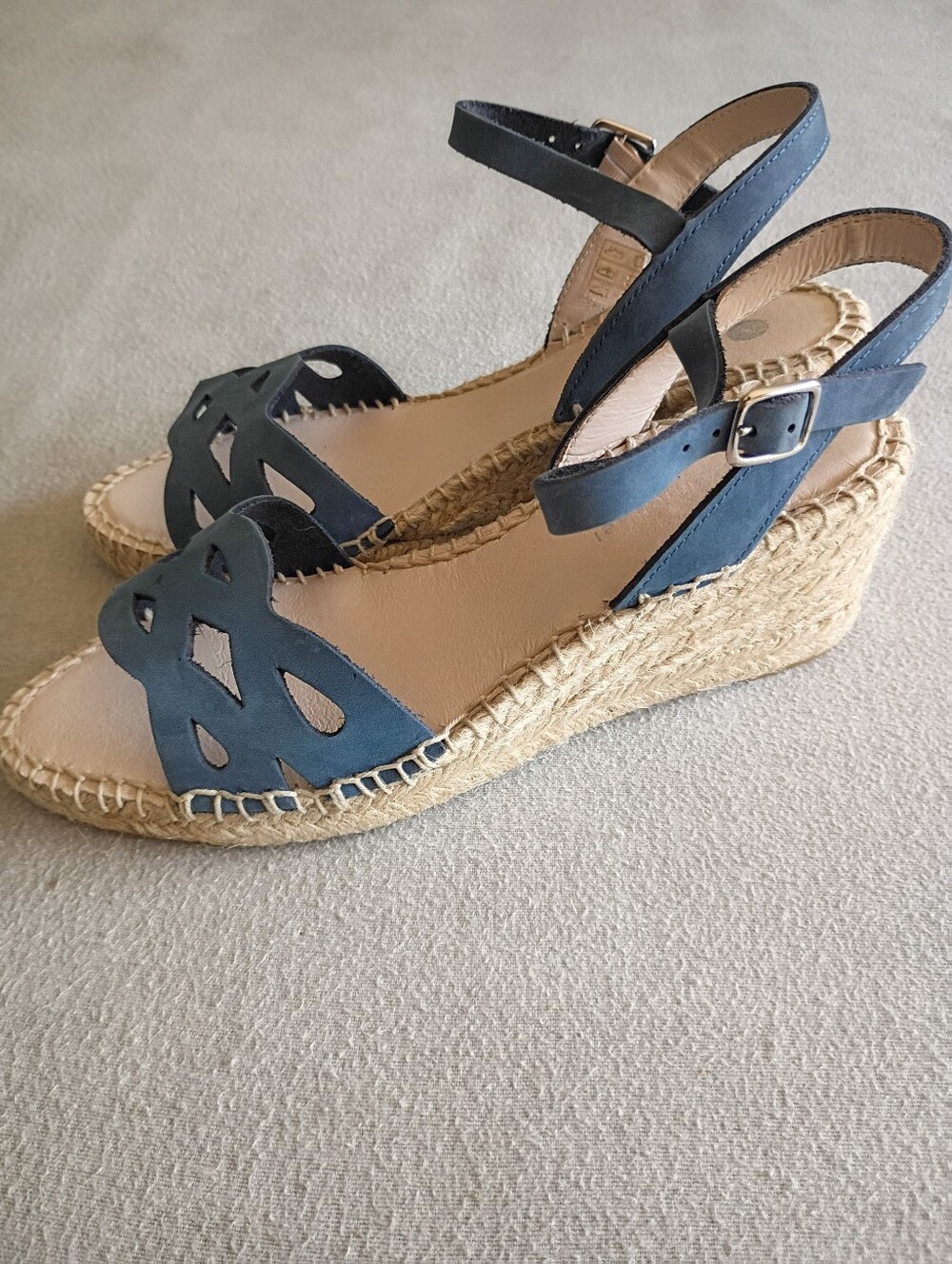 Eric Michael Ruby Blue Suede Espadrille Wedge Sandals Size 38 NWT